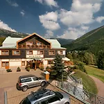Zátiší Hotel 3*