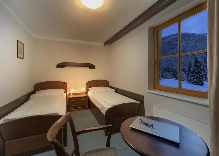 Zatisi Otel 3*