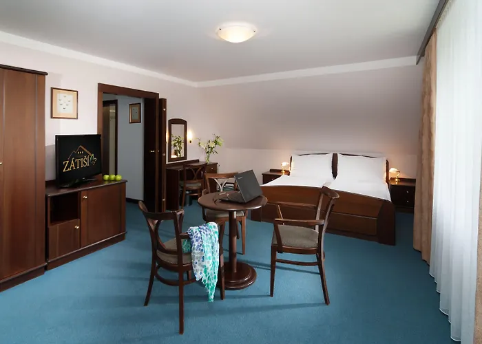 Otel Zatisi 3*