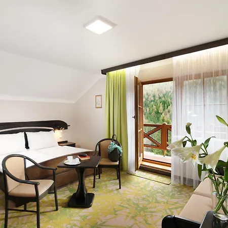 Zatisi Hotel