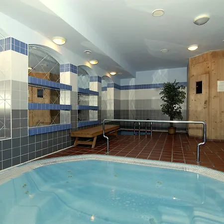 Hotel Zatisi 3*