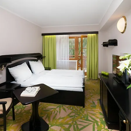 Zatisi Hotel