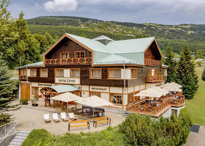 Hotell Zatisi Špindlerŭv Mlýn